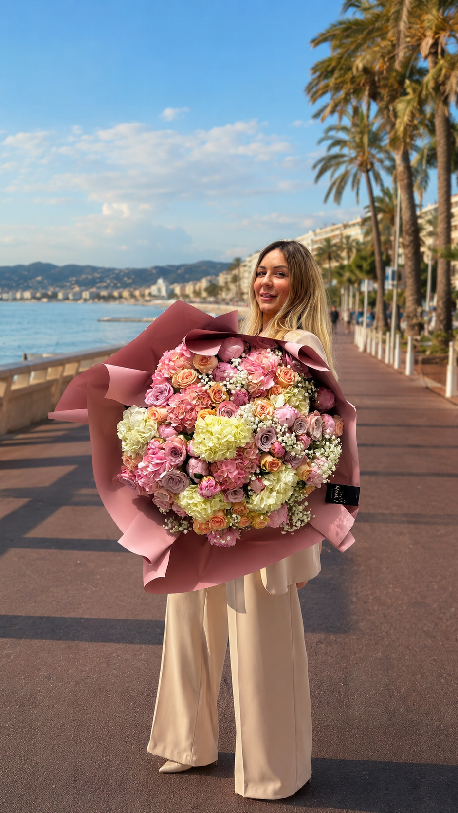 The Opulent — bouquet floral XXL premium en roses, pivoines et hortensias · Blush Floral Designer, Nice